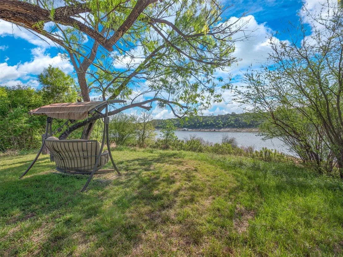 Photo of 493 Chimney Cove DR