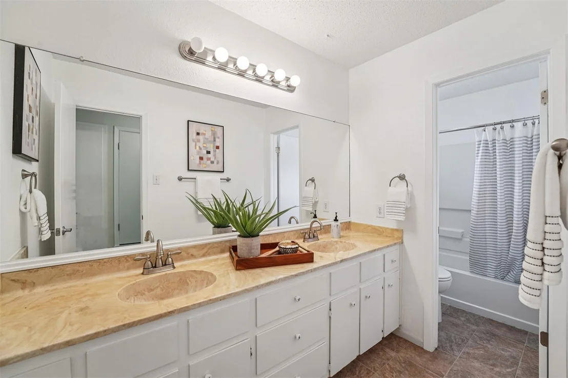 Photo of 12808 Dakota LN