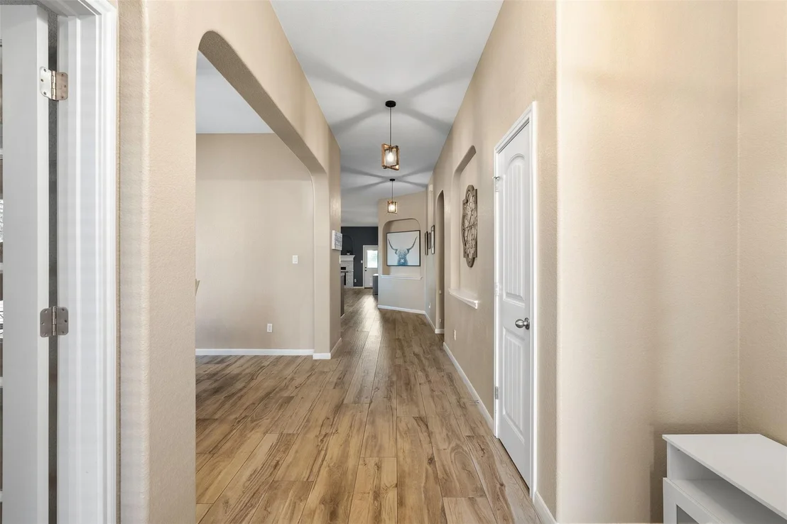 Photo of 407 Victoria DR