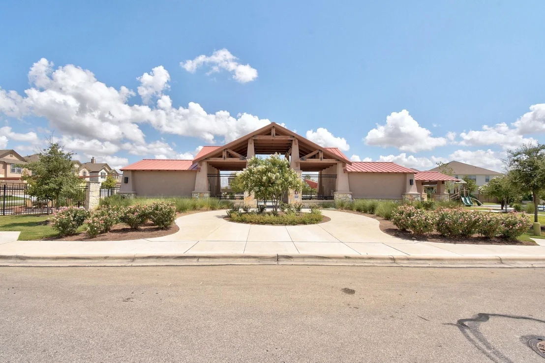 Photo of 335 Alamosa DR