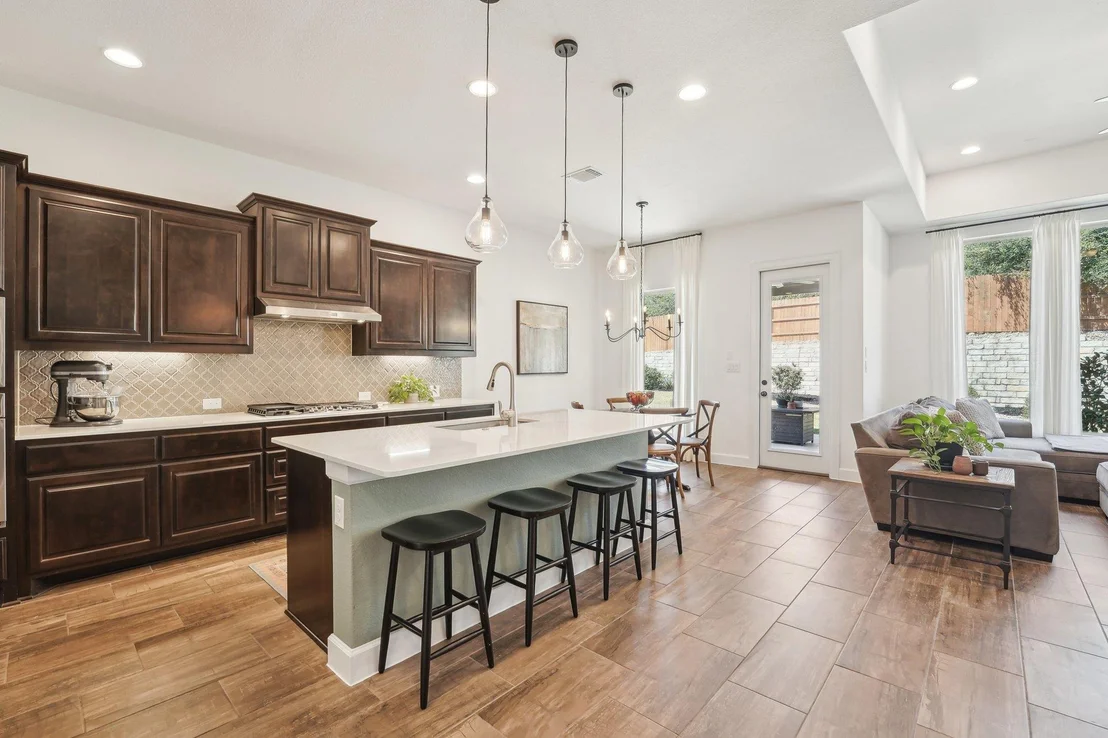 Photo of 6012 Empresa DR