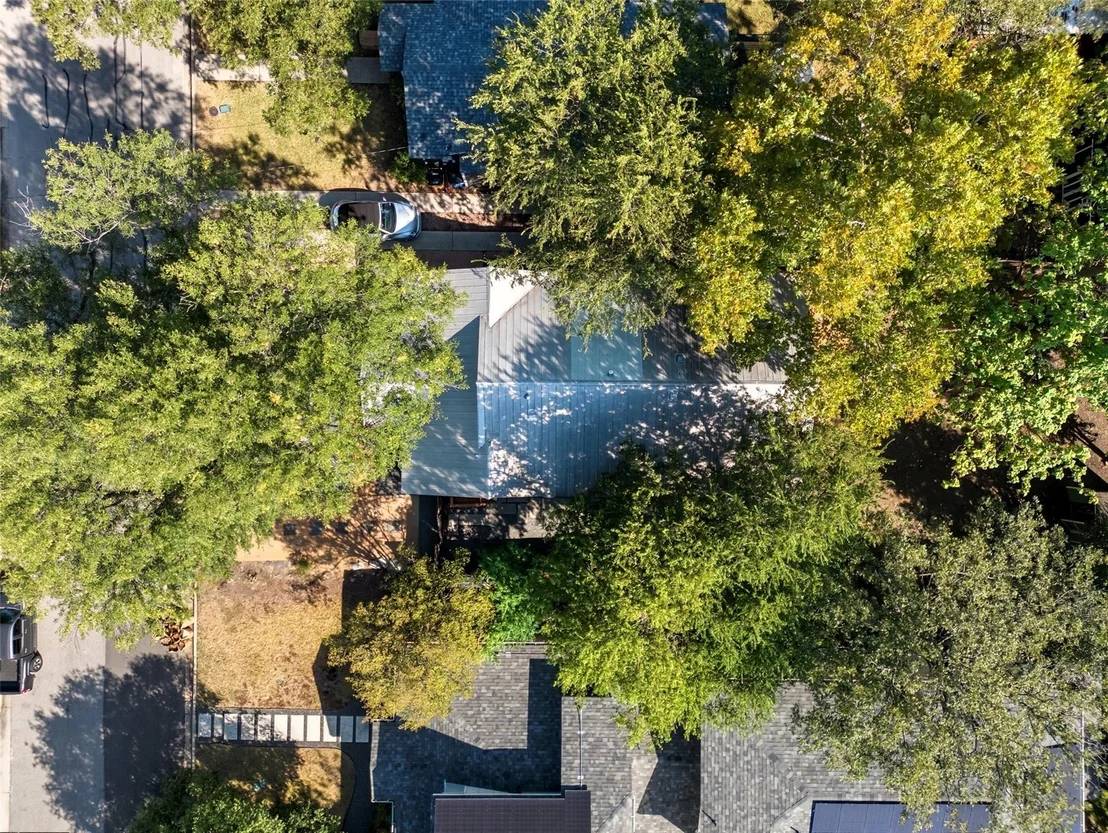 Photo of 1711 Payne Ave