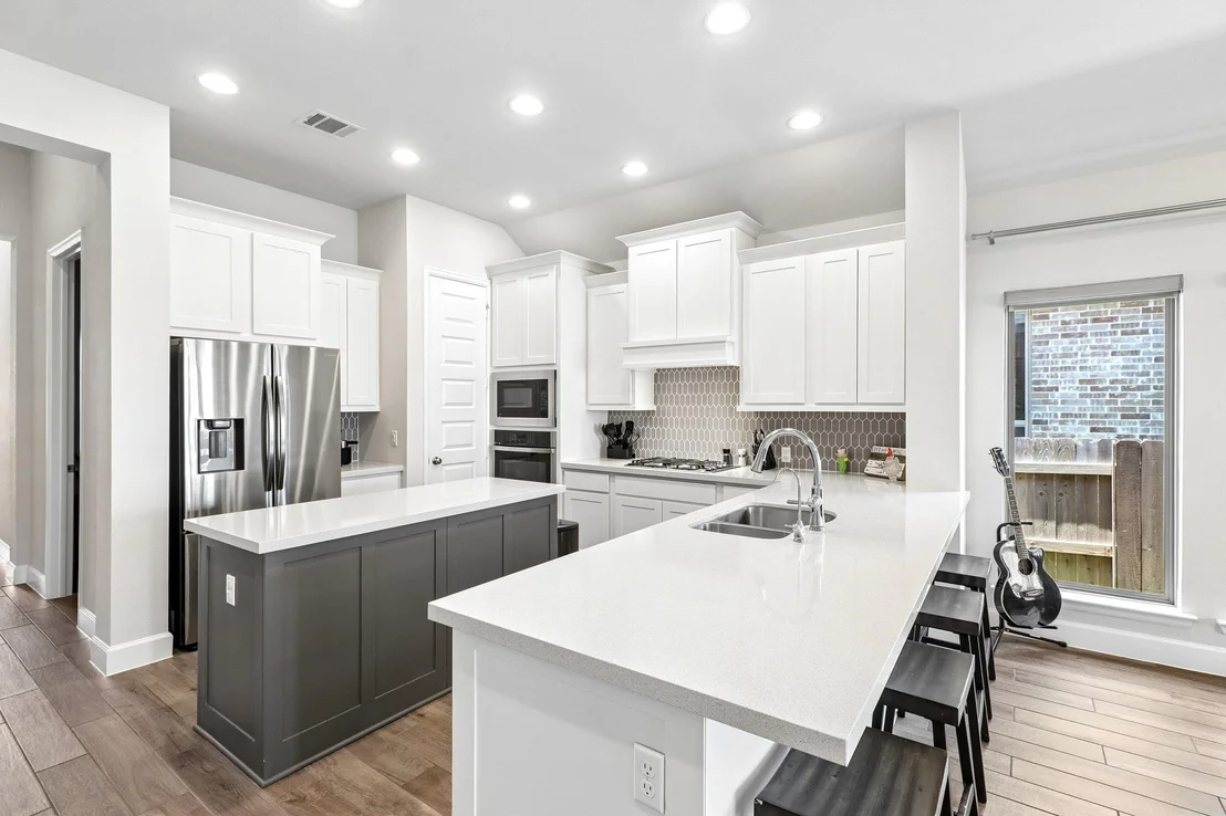 Photo of 112 Chinaberry BND