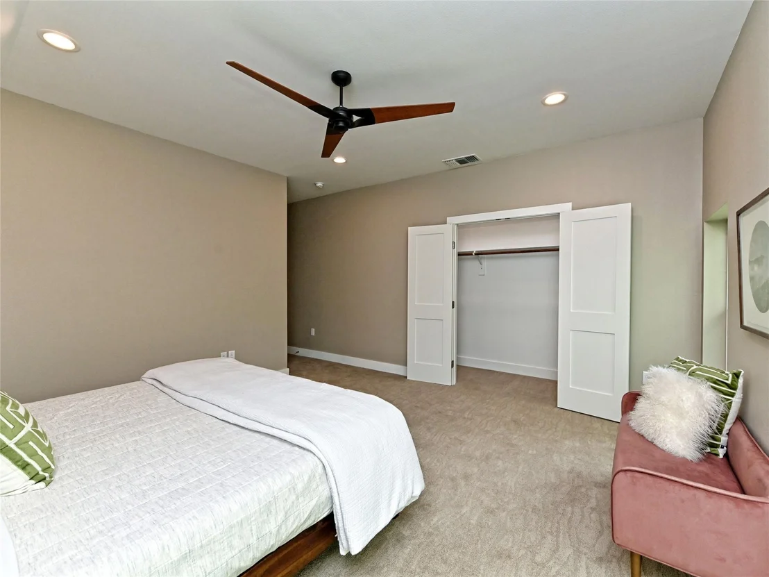 Photo of Unit B at 1202 Cometa ST