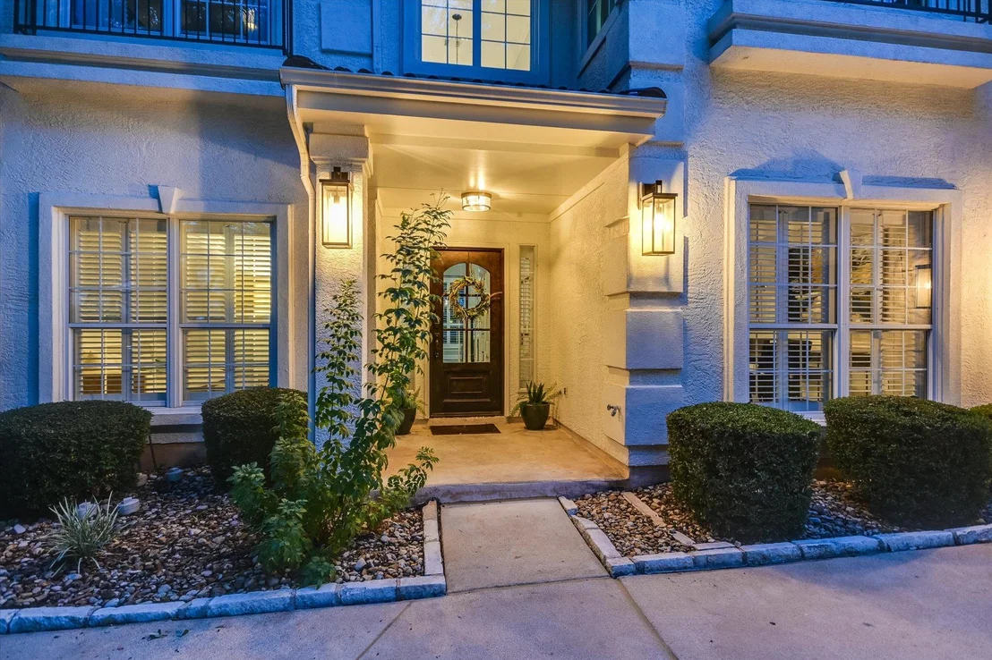 Photo of 43 LOST MEADOW TRL
