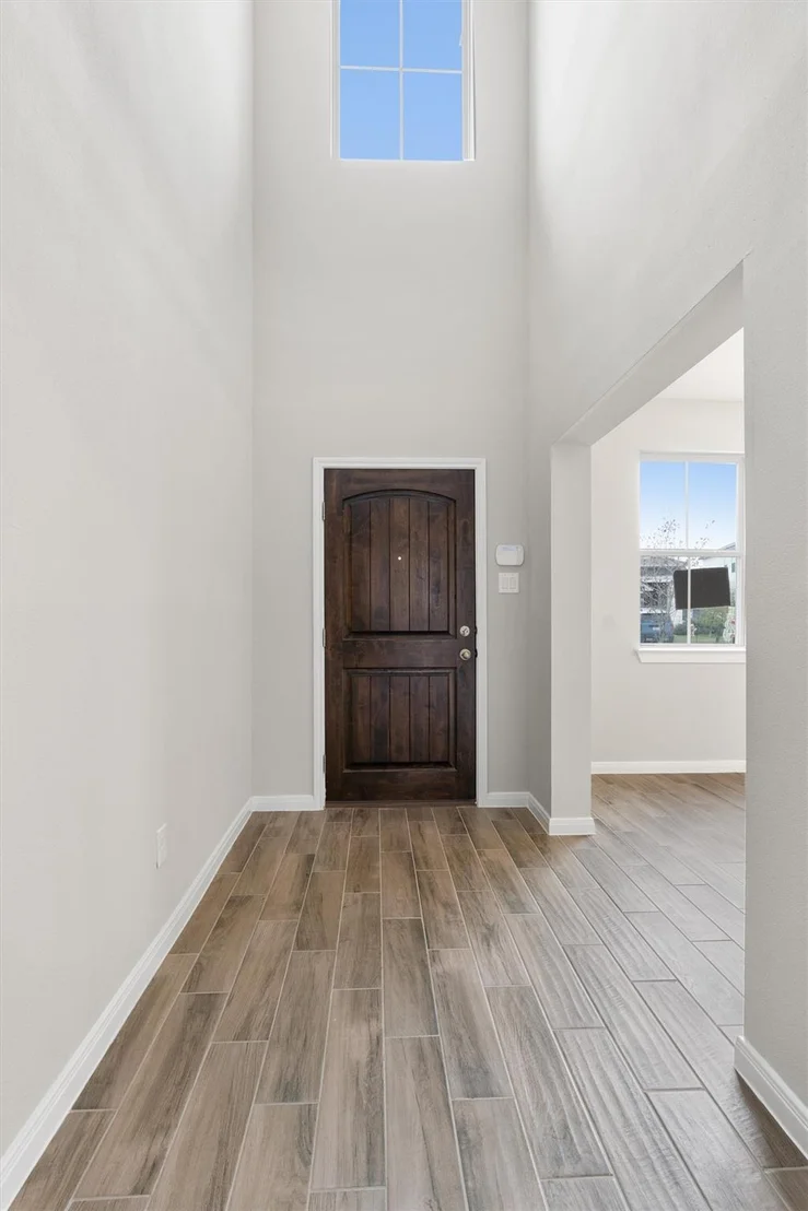Photo of 301 Stellar Wind DR