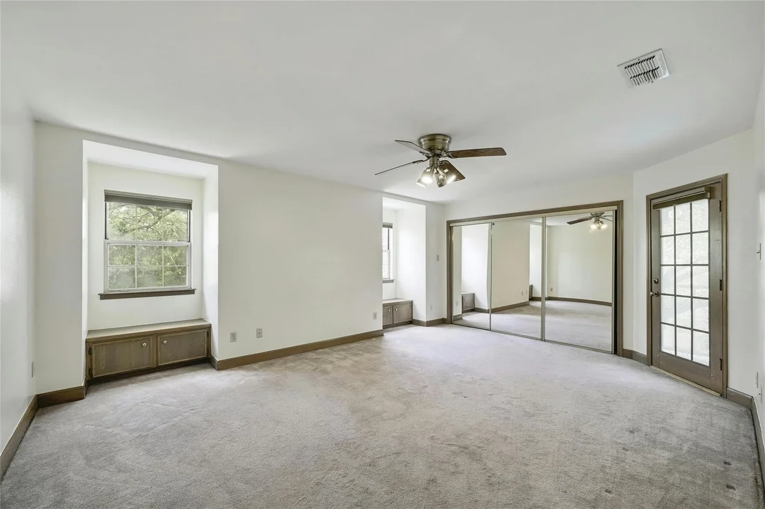 Photo of 3605 Silver Hill CIR