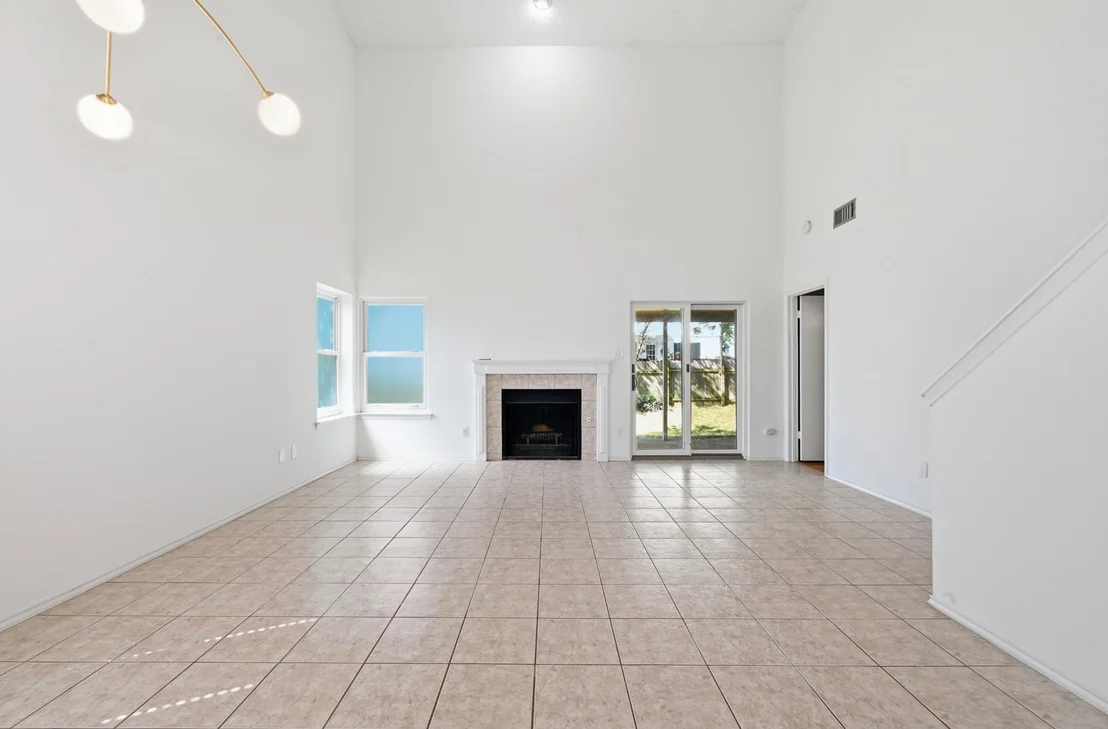 Photo of 4009 Alexandria DR