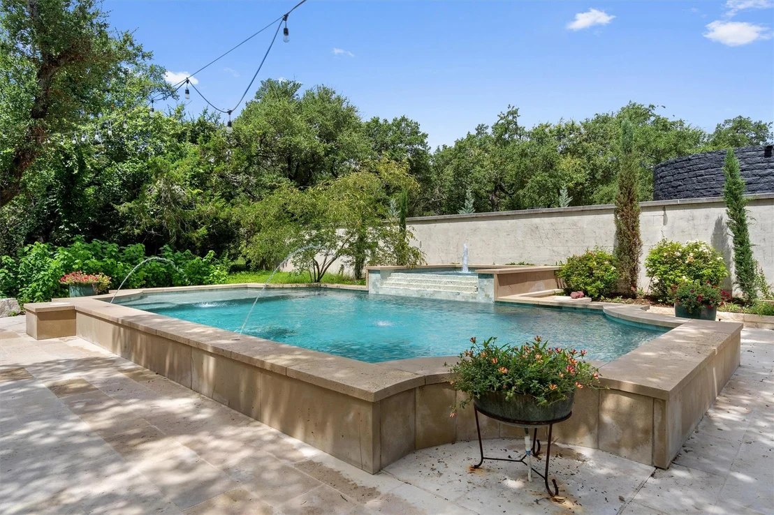 Photo of 3735 Lost Creek BLVD