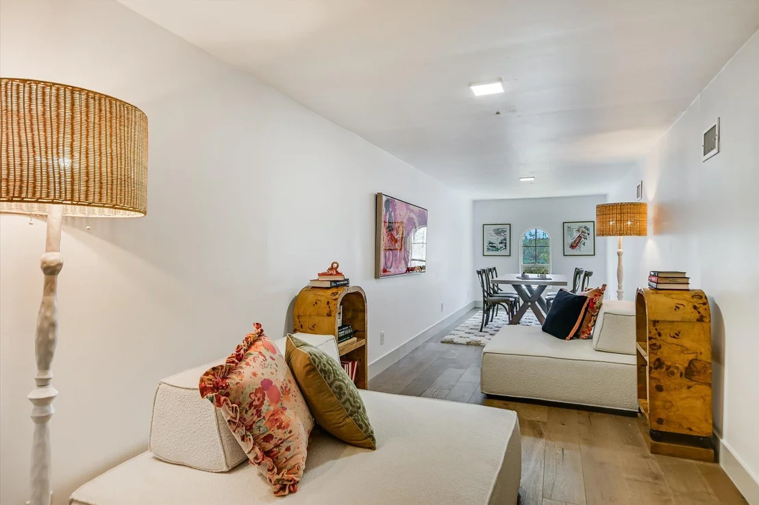 Photo of 700 Furlong DR