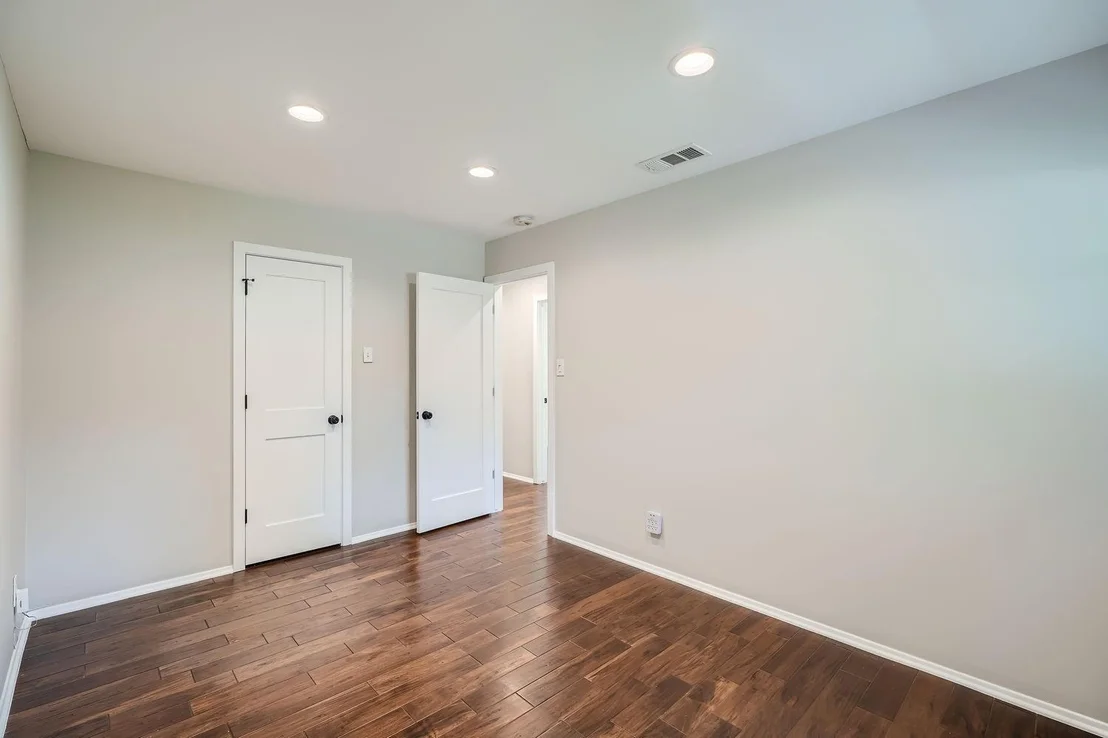 Photo of 3505 Fleetwood DR