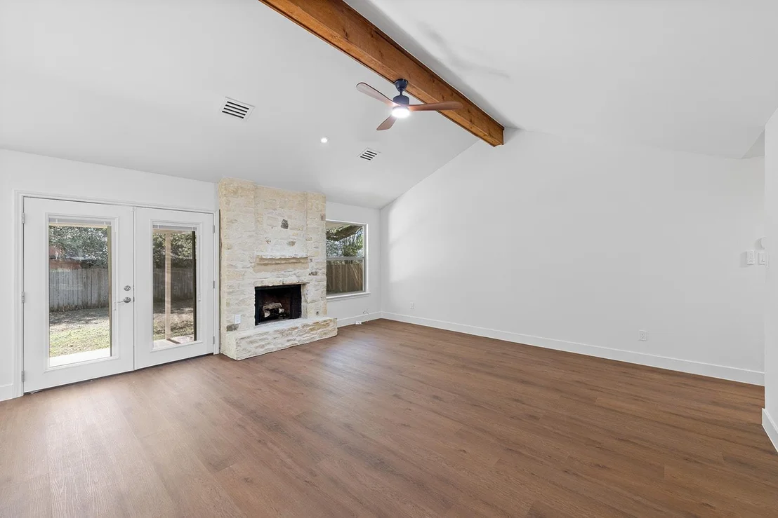 Photo of 3609 Oak Creek DR