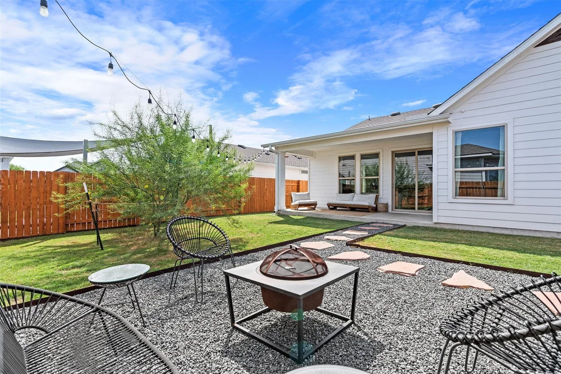 Photo of 8208 Silhouette ST