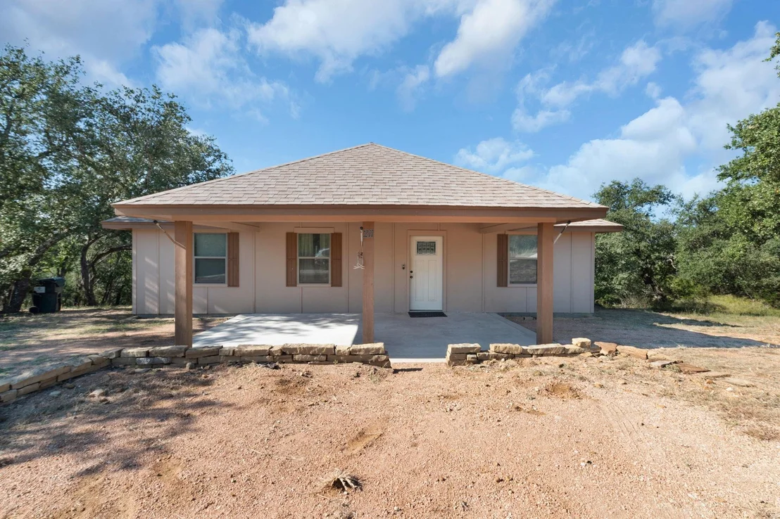Photo of 211 Crestview