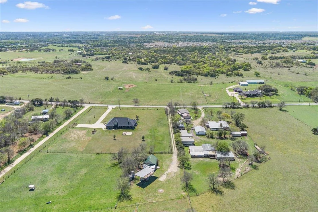 Photo of 2804 Auction Barn RD