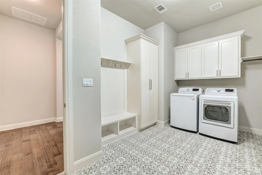 Photo of 400 Canyon View RD