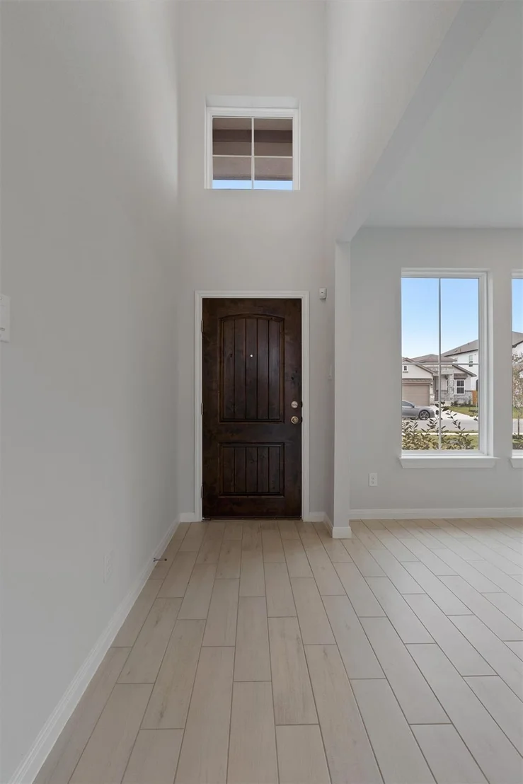 Photo of 313 Stellar Wind DR
