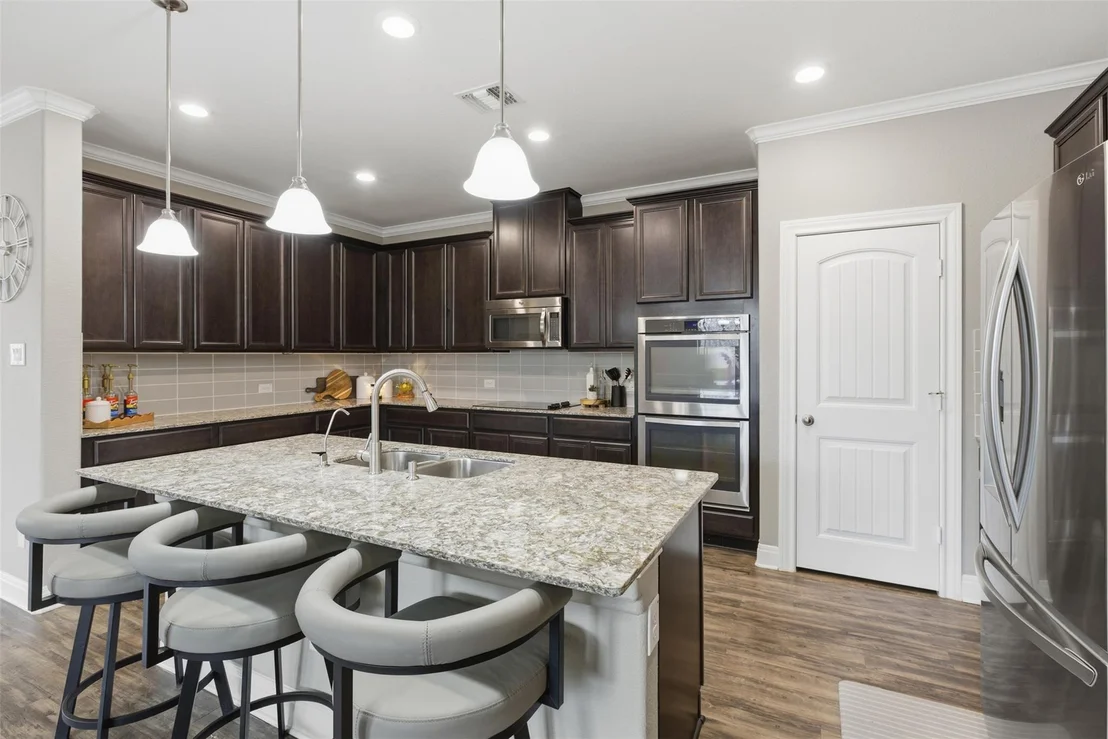 Photo of 1011 Toltec TRL
