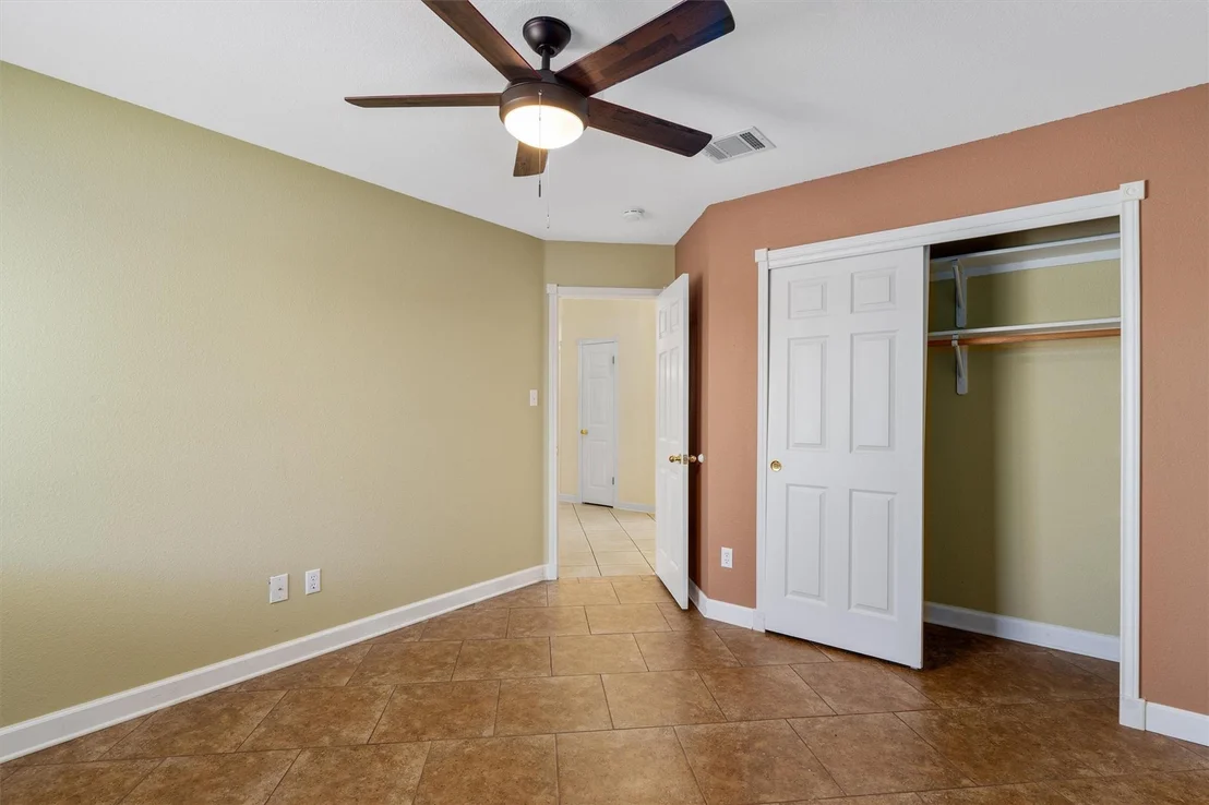 Photo of 1007 Leah LN