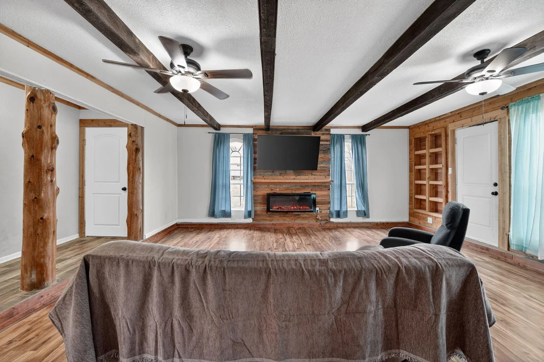 Photo of 174 Monroe King LN