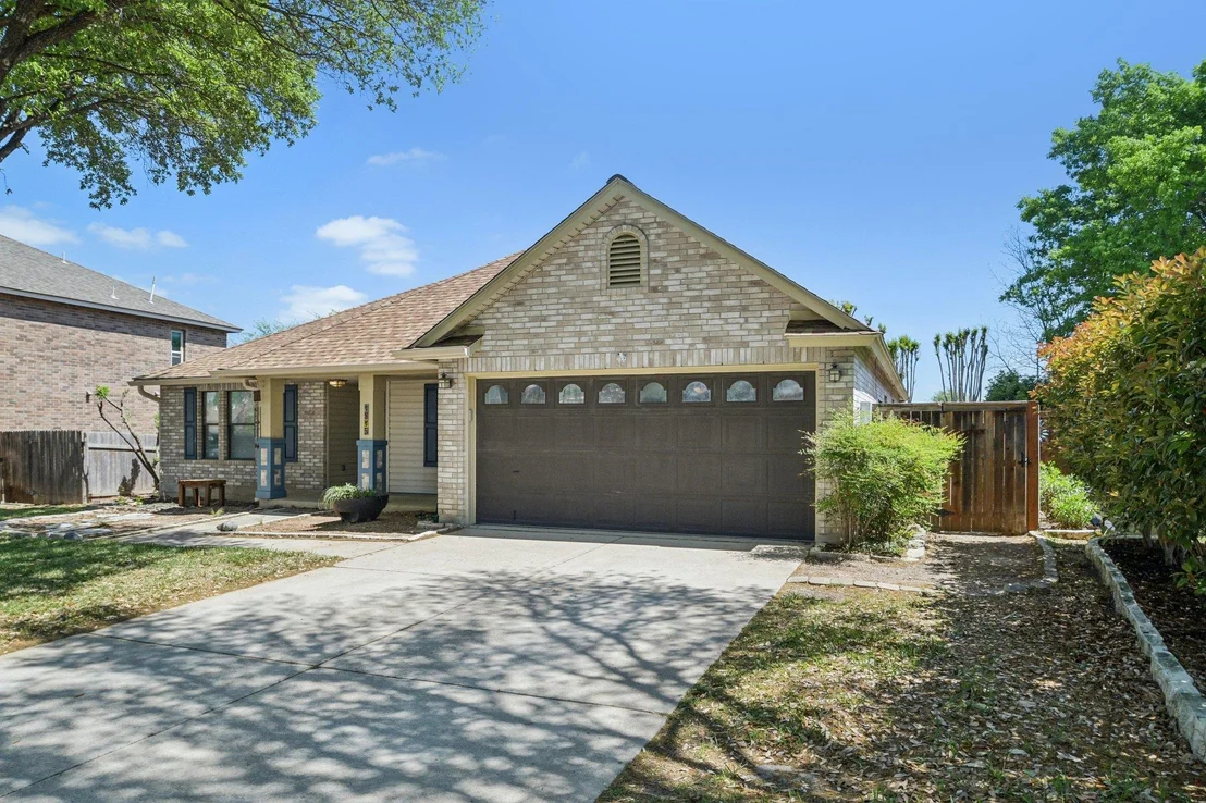 Photo of 1815 Gunsight DR