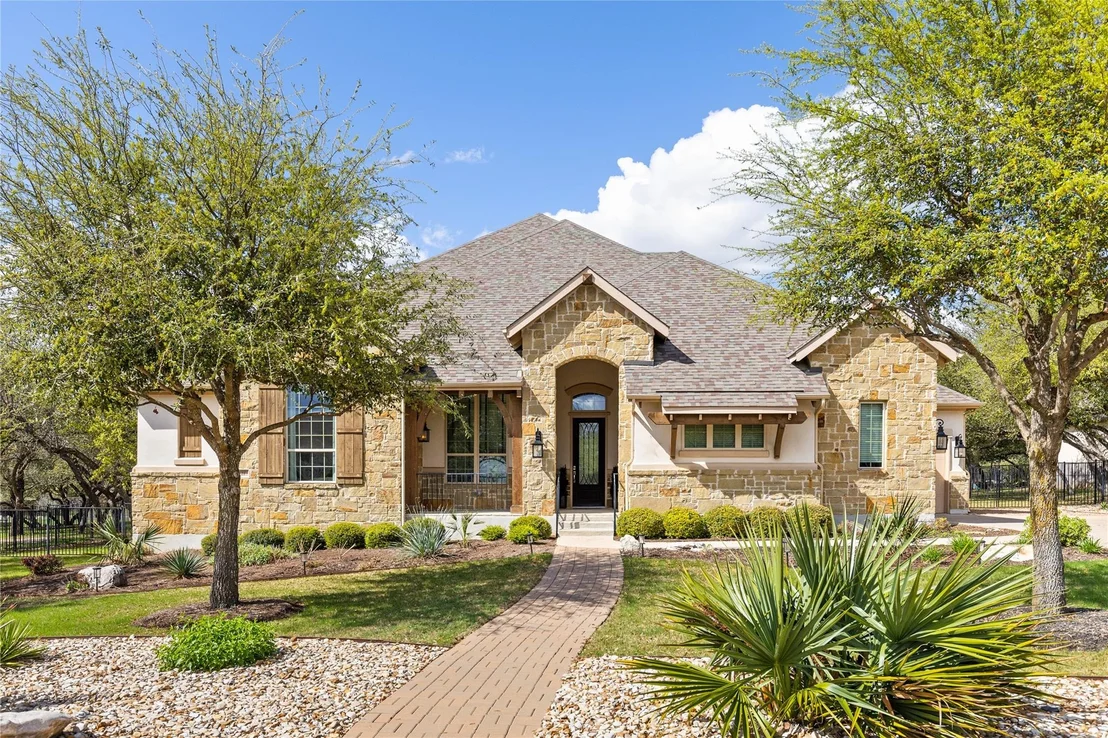 Photo of 2721 Vista Heights DR