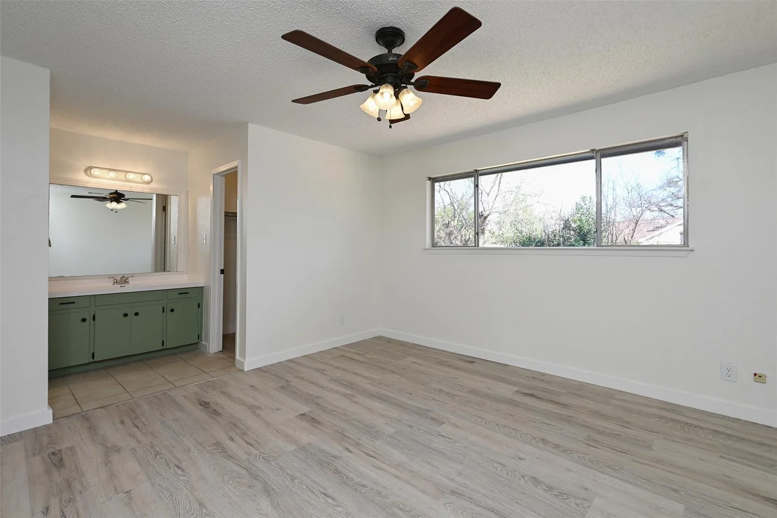 Photo of 404 Northwood DR