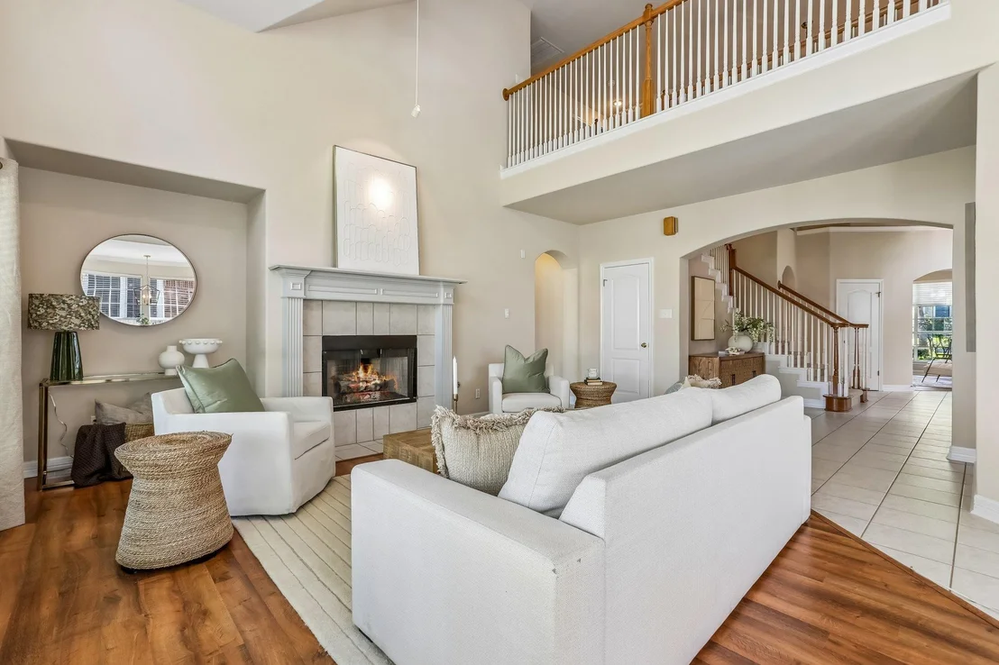 Photo of 15008 Thatcher DR