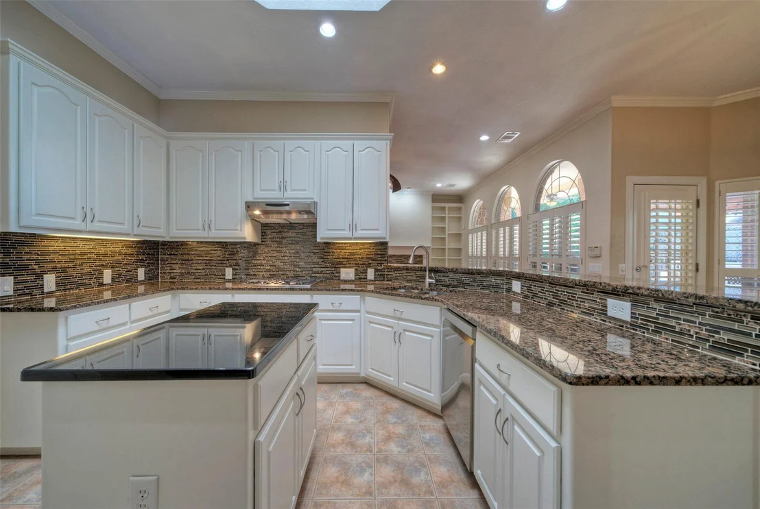 Photo of 10806 Olympia Fields LOOP