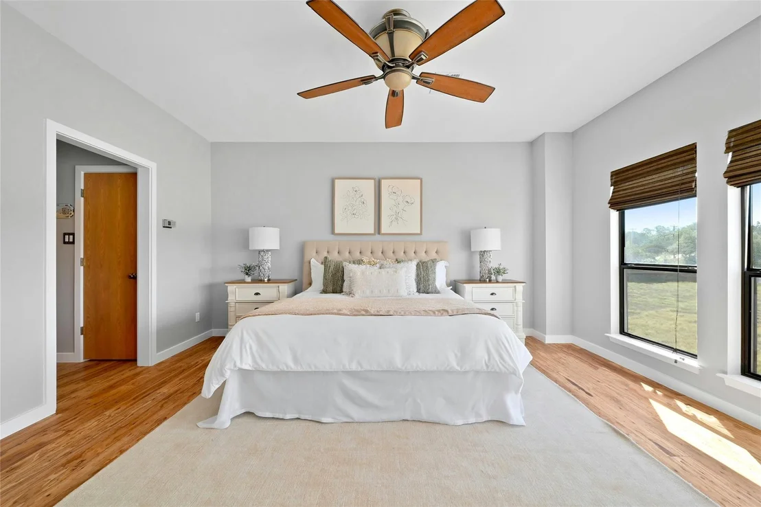 Photo of 111 Ridge Harbor DR