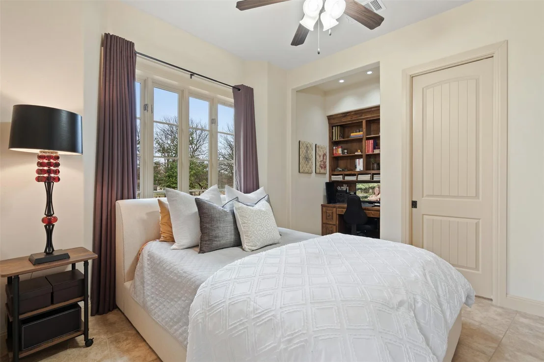 Photo of 104 Fishspear LN