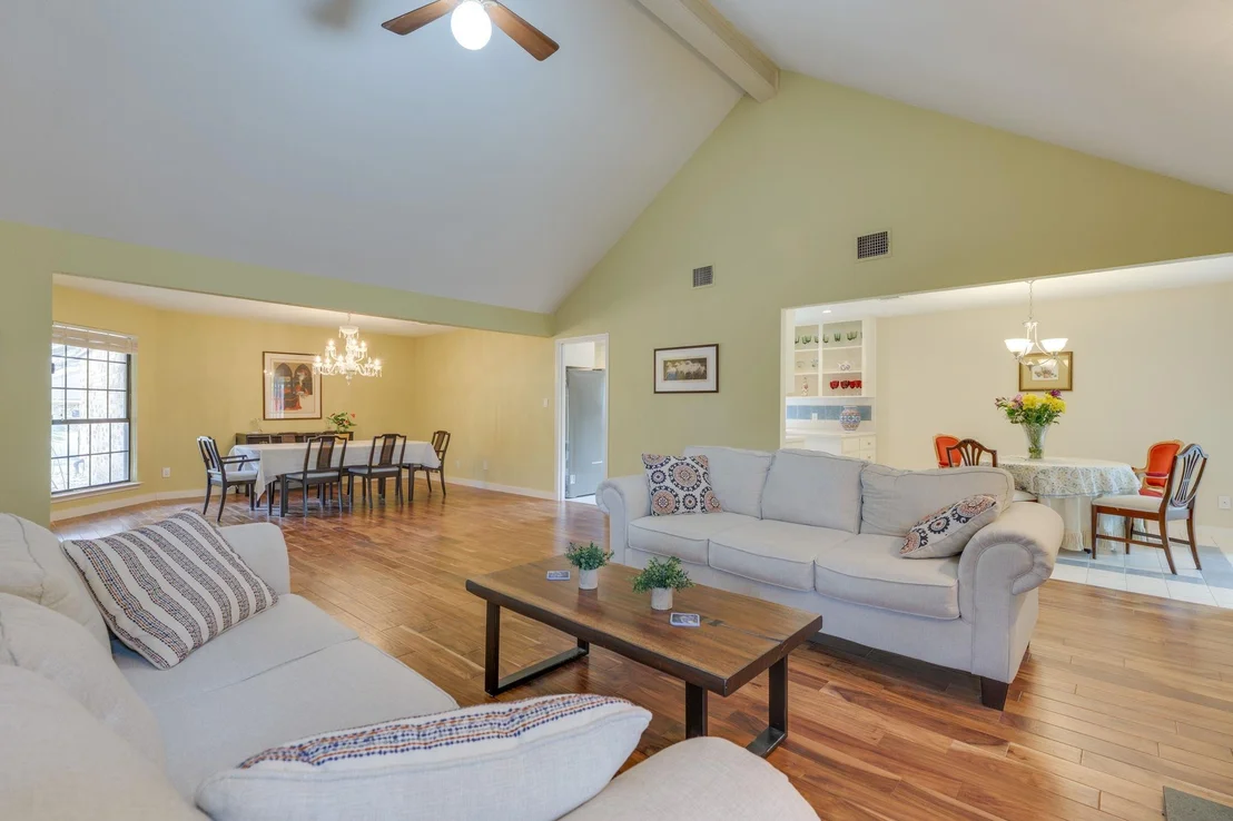 Photo of 2403 Braemar CV