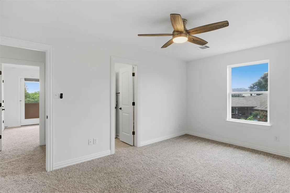 Photo of 1126 Enclave WAY