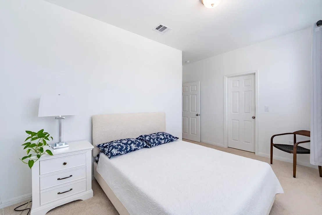 Photo of 169 Mayney LN