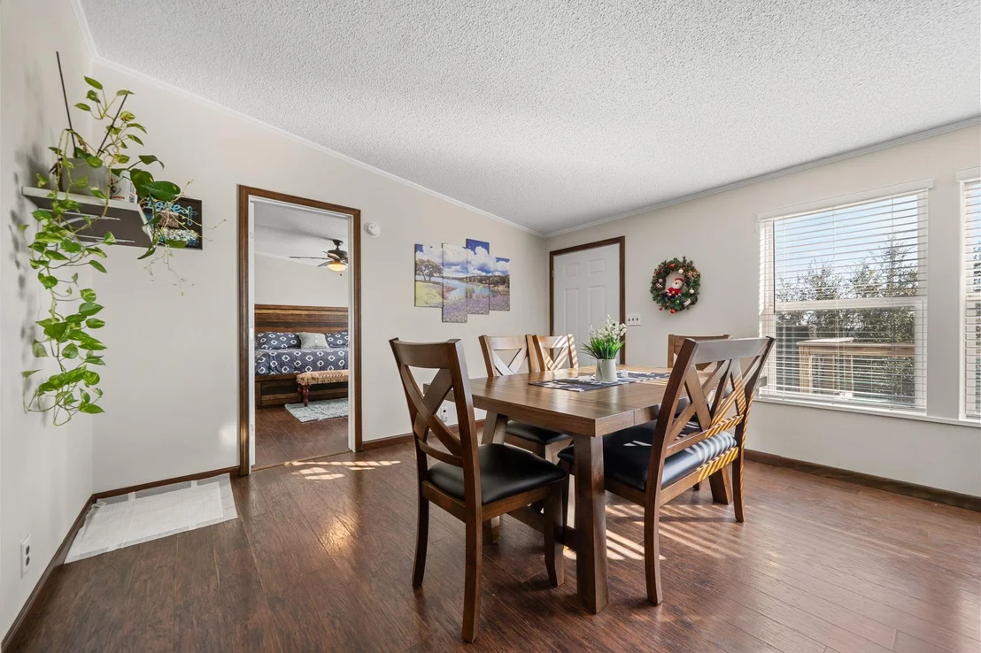 Photo of 28609 Paradise Manor DR