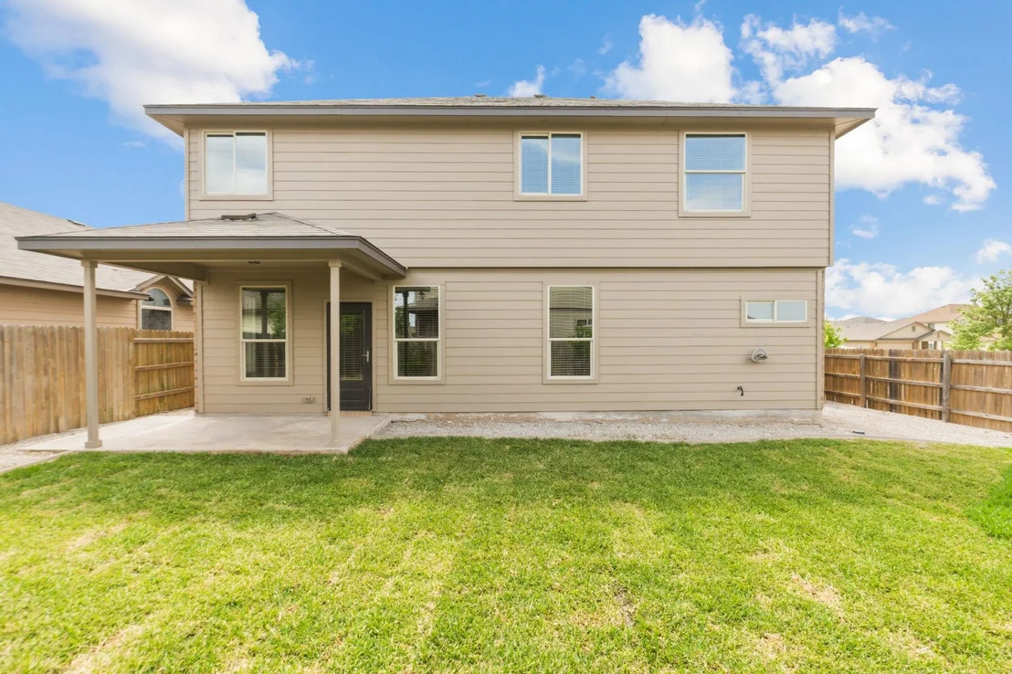Photo of 301 Serpentine LN