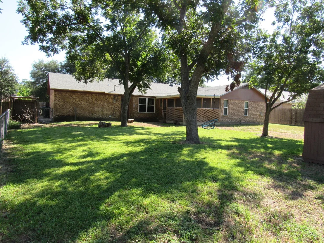 Photo of 306 Ruggles LOOP
