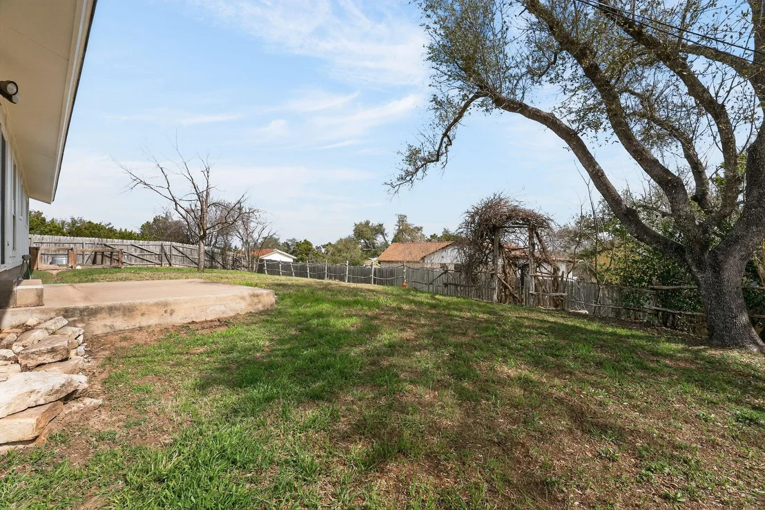 Photo of 8110 Pinto PATH
