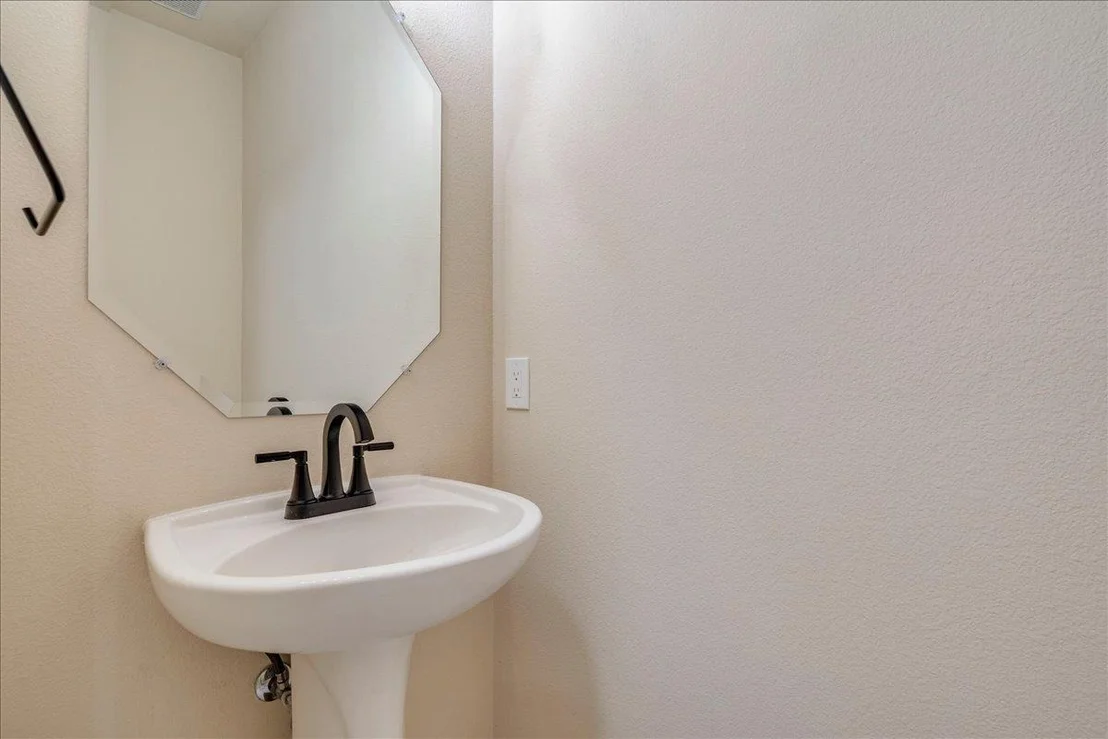 Photo of 6704 Walebridge LN