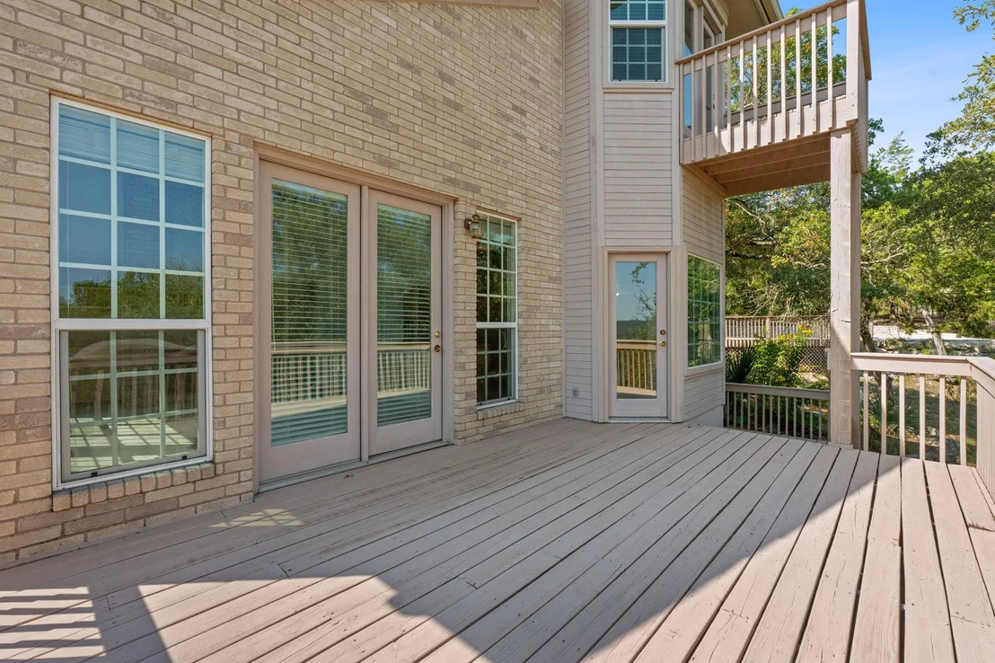 Photo of 700 Barrett LN