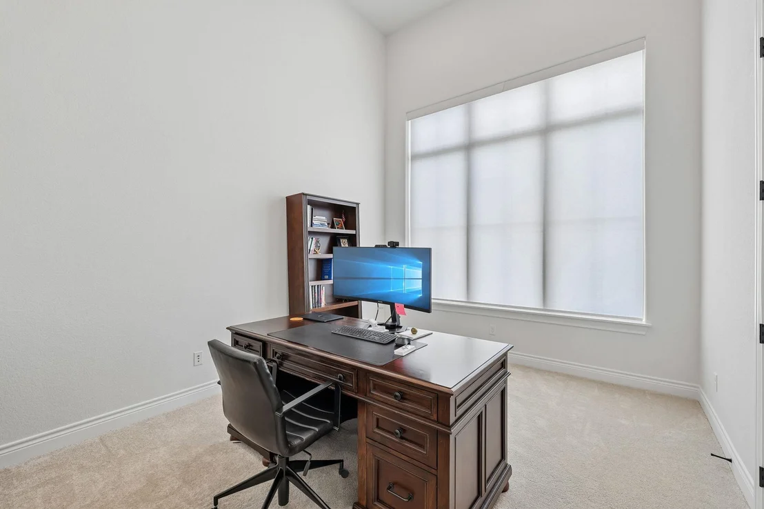 Photo of 130 Firethorn LOOP