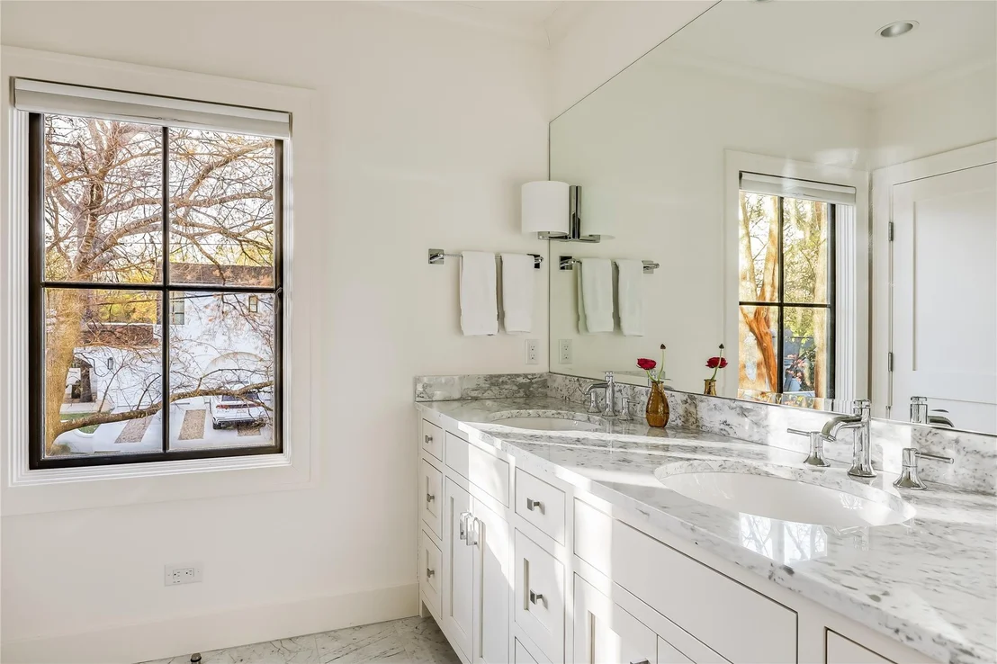 Photo of 3317 Bowman Ave