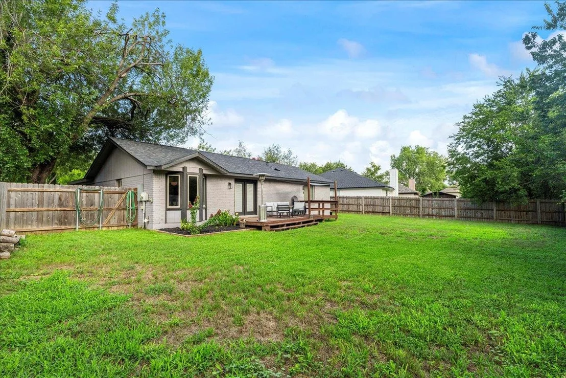 Photo of 2111 Elder PL