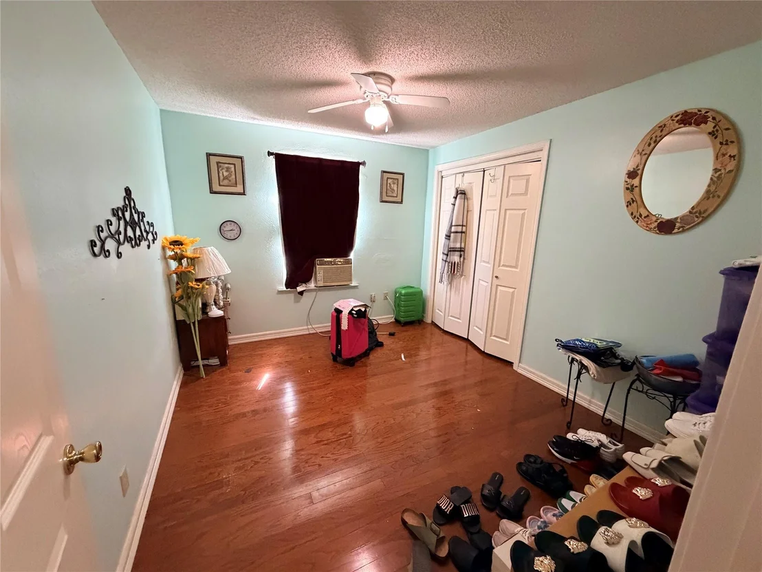 Photo of 2800 Robin RD