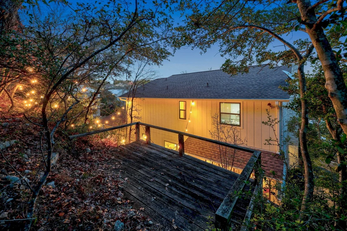 Photo of 9301 Rolling Oaks TRL