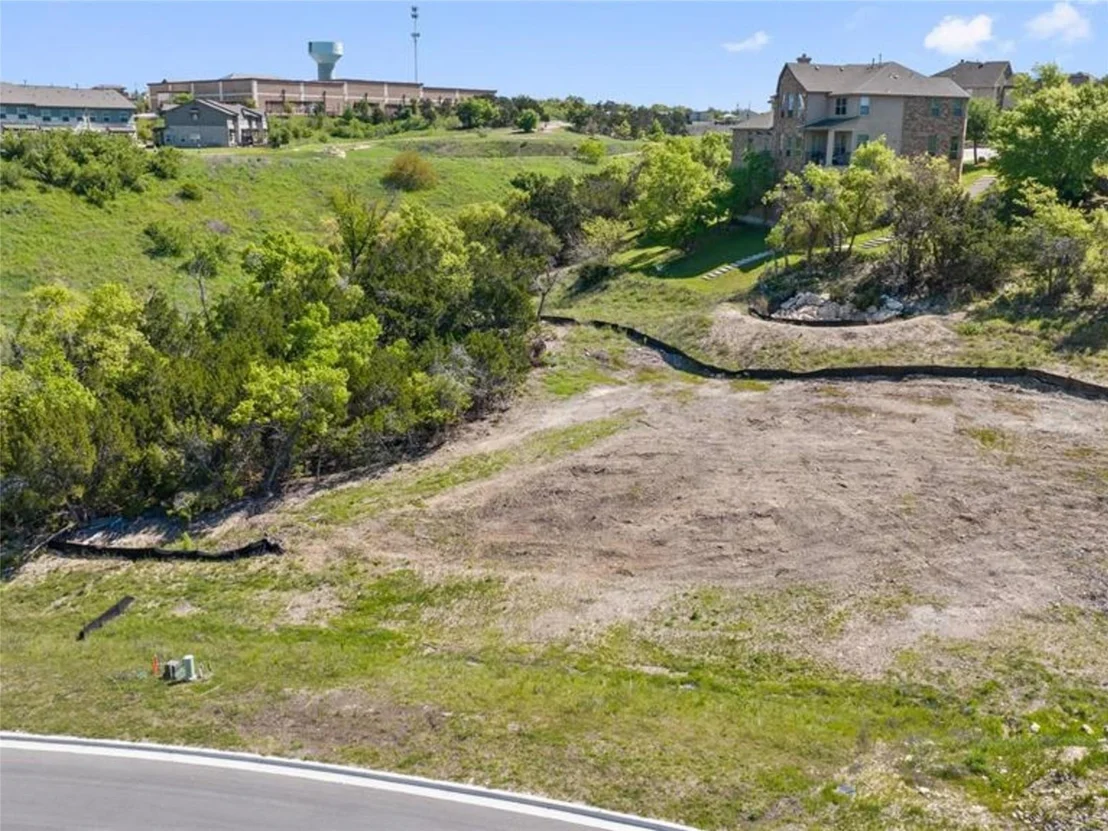 Photo of 1728 Long Bow DR