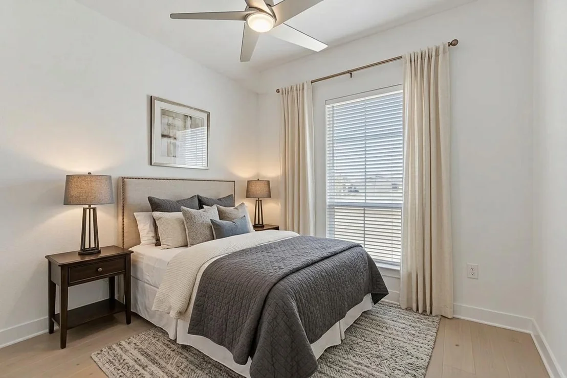 Photo of 544 Castillo BND