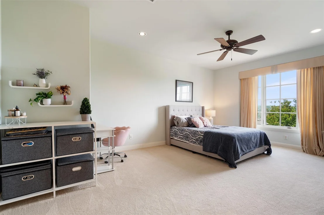 Photo of 6712 Valburn DR