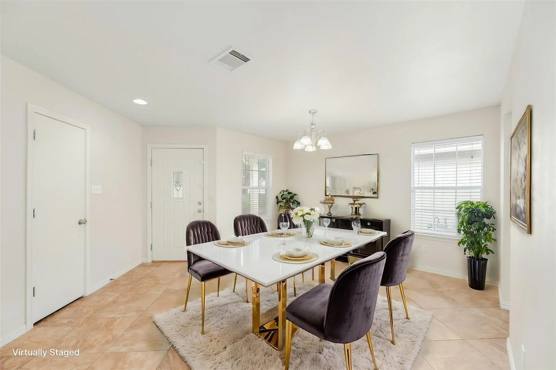 Photo of 18412 Sunhaven CV