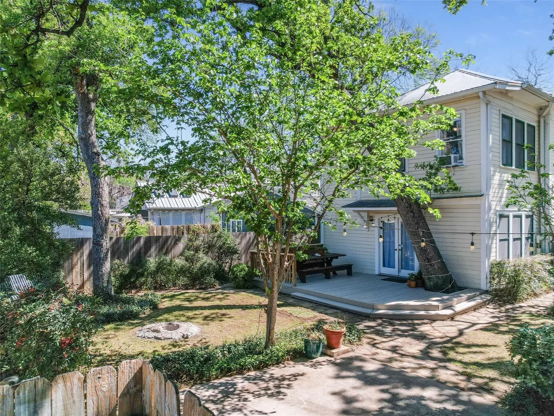 Photo of 4000 Avenue D